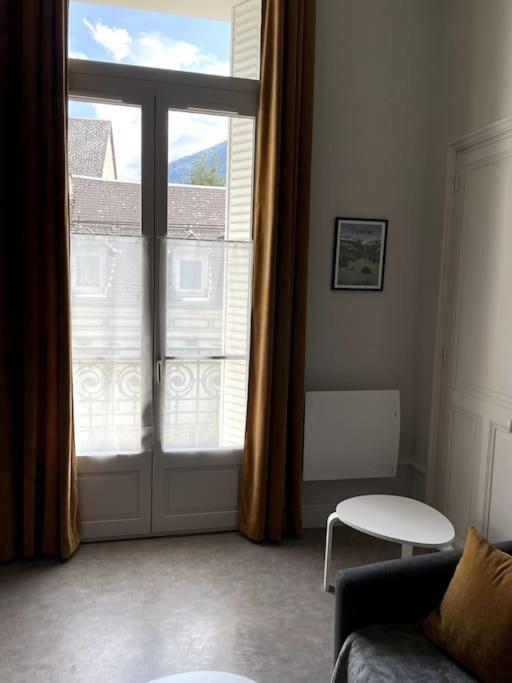 101 Pyrenees Palace Appartement Bagnères-de-Luchon Dış mekan fotoğraf