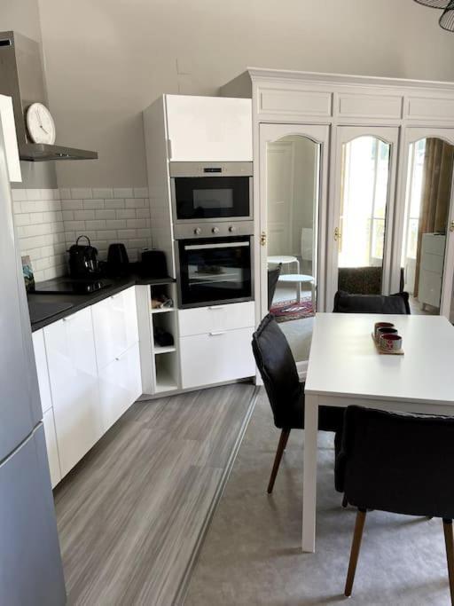 101 Pyrenees Palace Appartement Bagnères-de-Luchon Dış mekan fotoğraf